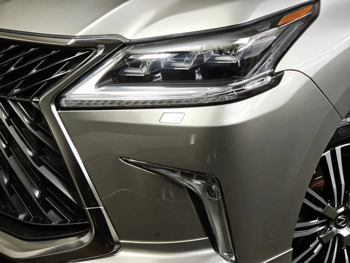Lexus LX 570 AT (367 л.с.) Серый в АВИЛОН. Слайд №10