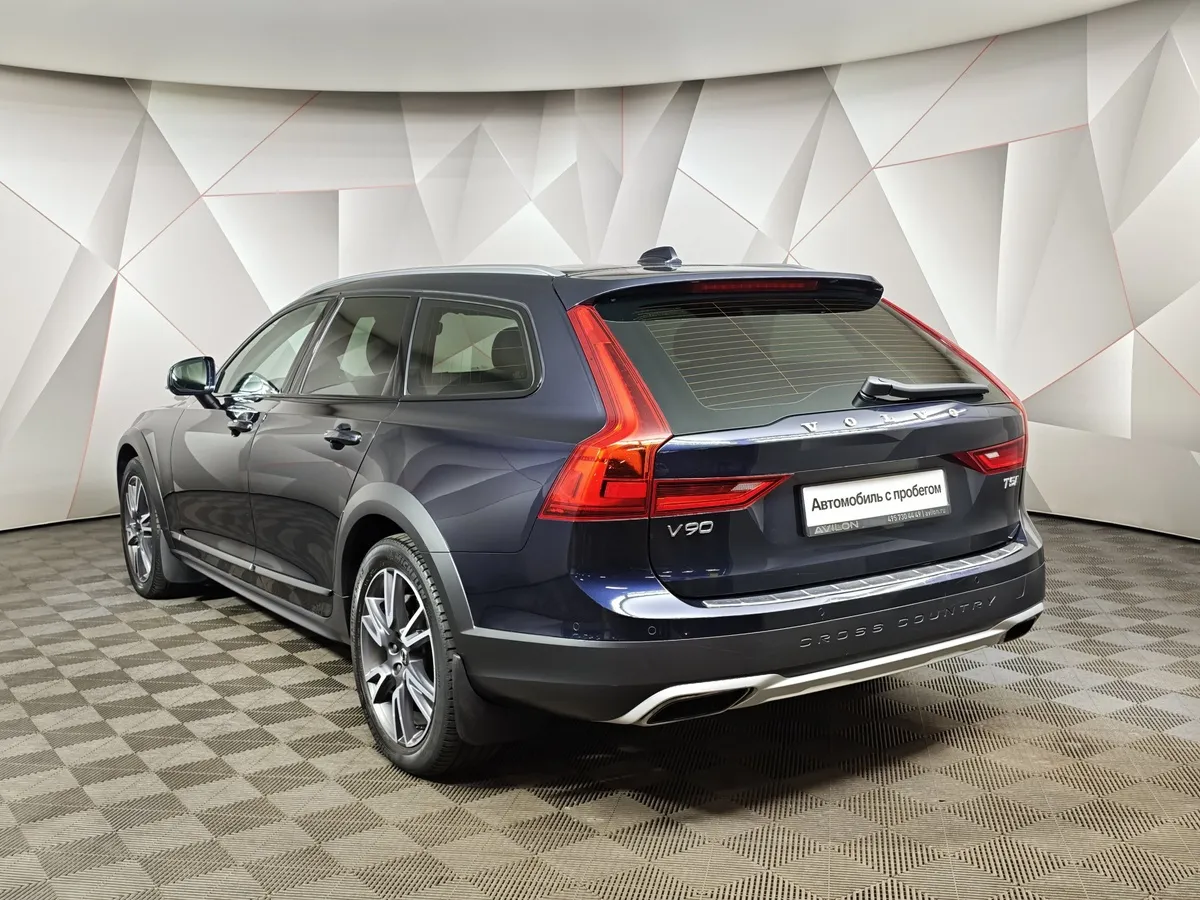 Volvo V90 Cross Country 2.0 T5 Drive-E AT AWD (249 л.с.) Plus Синий в АВИЛОН. Слайд №4