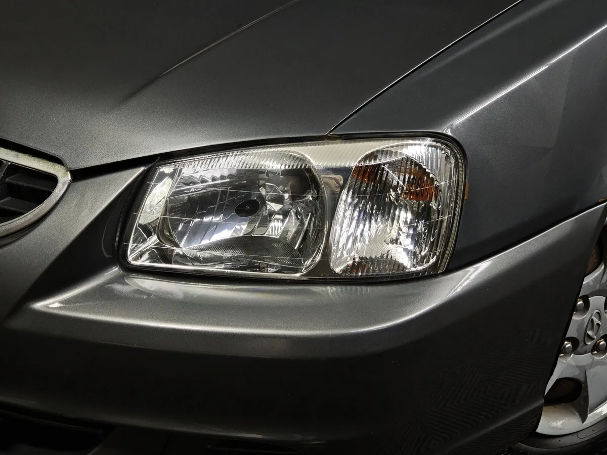Hyundai Accent 1.5 MT (102 л.с.) Серый в АВИЛОН. Слайд №10