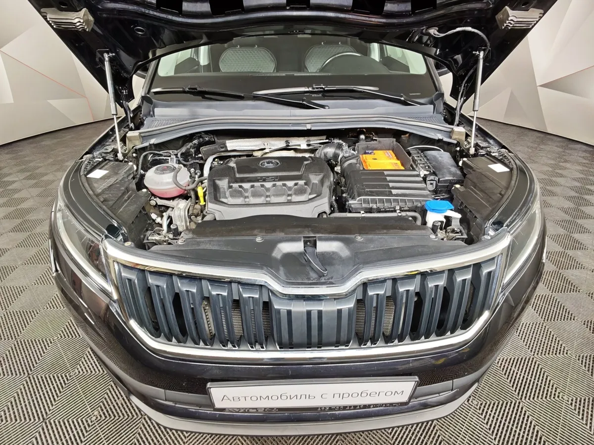 Skoda Kodiaq 2.0 TSI DSG 4X4 (180 л.с.) Черный в АВИЛОН. Слайд №11
