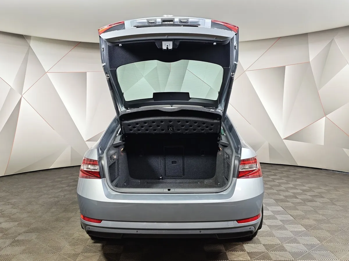Skoda Superb 1.4 TSI DSG (150 л.с.) Серый в АВИЛОН. Слайд №12
