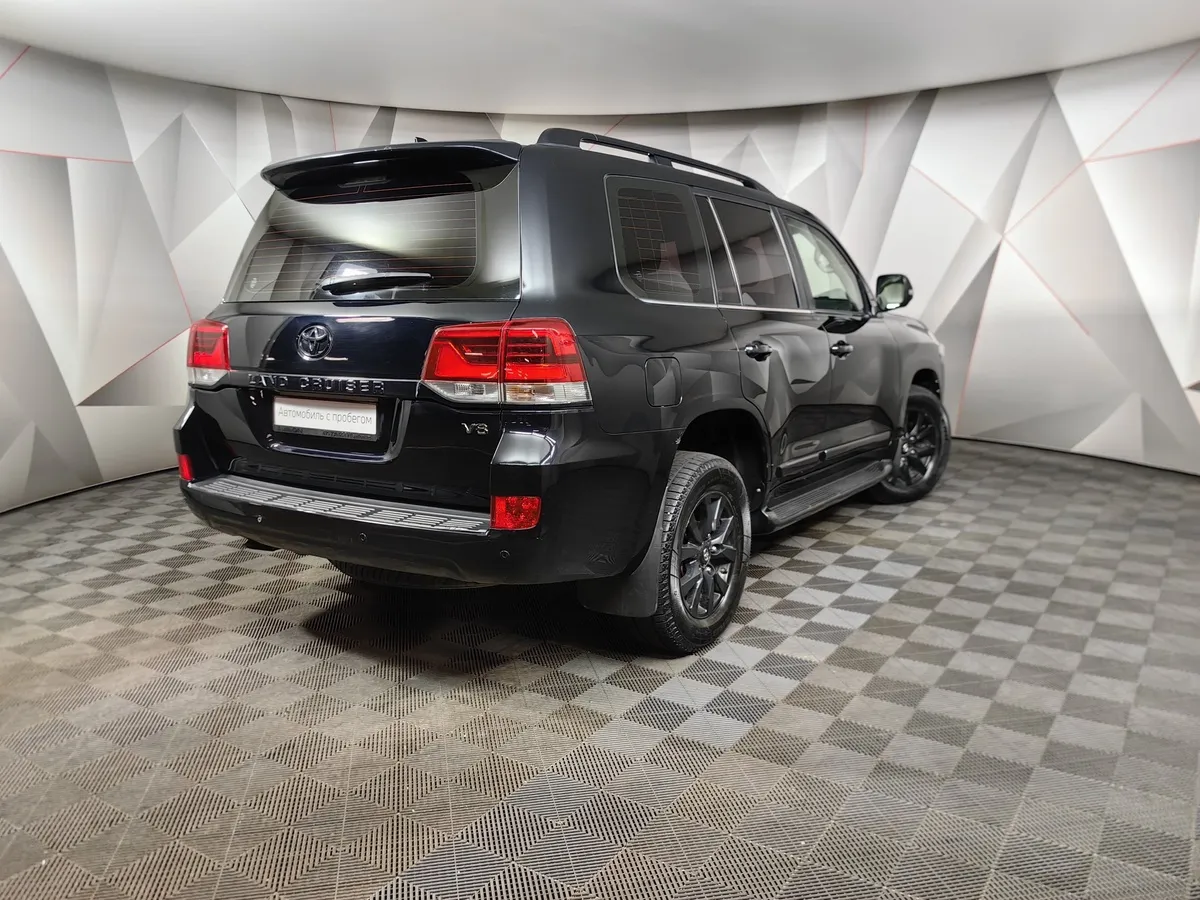 Toyota Land Cruiser 4.5 TD AT (249 л.с.) Черный в АВИЛОН. Слайд №2