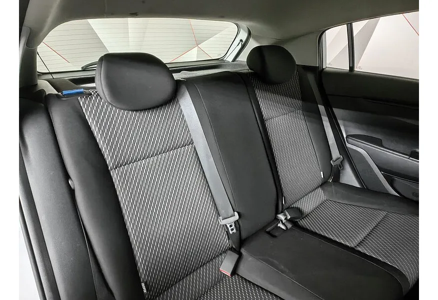 Kia Rio X-Line 1.6 AT (123 л.с.) Белый в АВИЛОН. Слайд №16