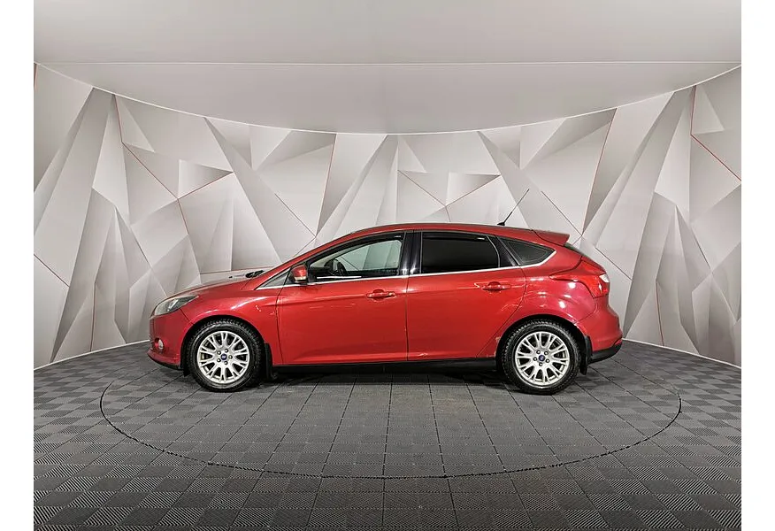 Ford Focus 2.0 MT (150 л.с.) Trend Plus Красный в АВИЛОН. Слайд №5