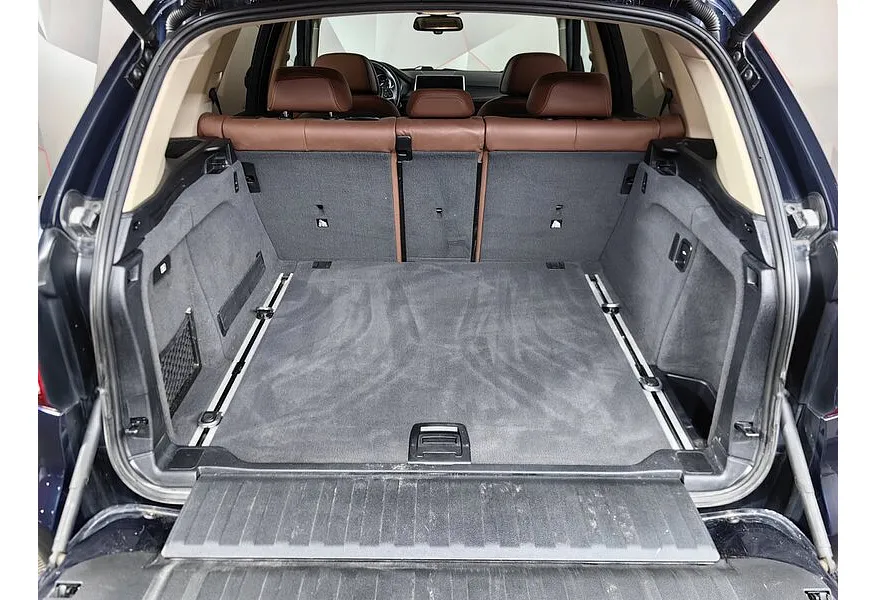 BMW X5 xDrive30d Steptronic (249 л.с.) Base (Локальная сборка) Синий в АВИЛОН. Слайд №9