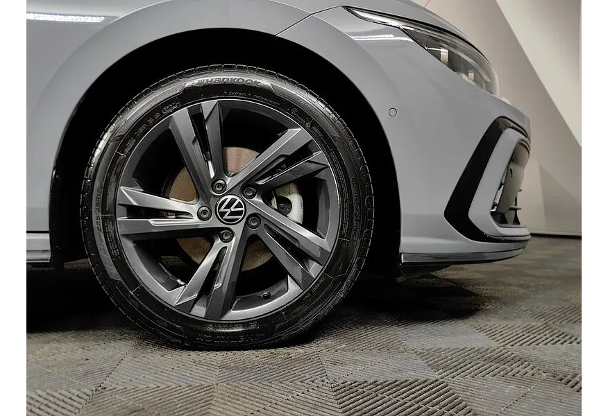 Volkswagen Golf 1.4 TSI AT (150 л.с.) R-Line Lite Серый в АВИЛОН. Слайд №8