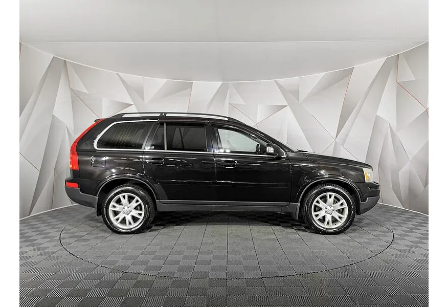 Volvo XC90 2.5 T5 Geartronic AWD (5 мест) (210 л.с.) Черный в АВИЛОН. Слайд №6