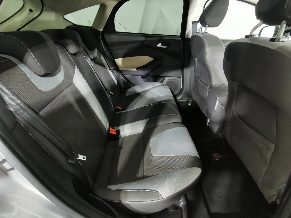 Ford Focus 1.6 PowerShift (125 л.с.) Trend Sport Голубой в АВИЛОН. Слайд №15