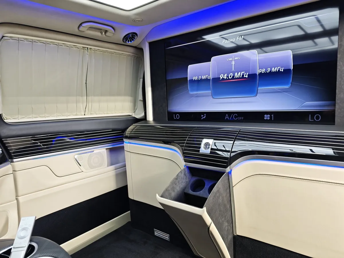 Mercedes-Benz V-Класс V 250 BlueTEC 7G-Tronic Plus 4x4 (190 л.с.) Черный в АВИЛОН. Слайд №19