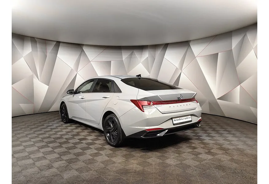 Hyundai Elantra 1.6 AT (128 л.с.) Elegance + Smart Sense Серый в АВИЛОН. Слайд №4