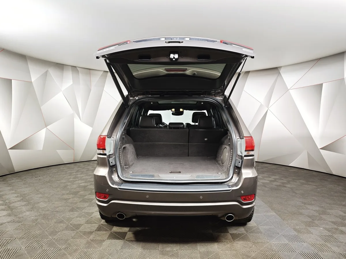 Jeep Grand Cherokee 3.6 AT AWD (286 л.с.) Overland Коричневый в АВИЛОН. Слайд №11