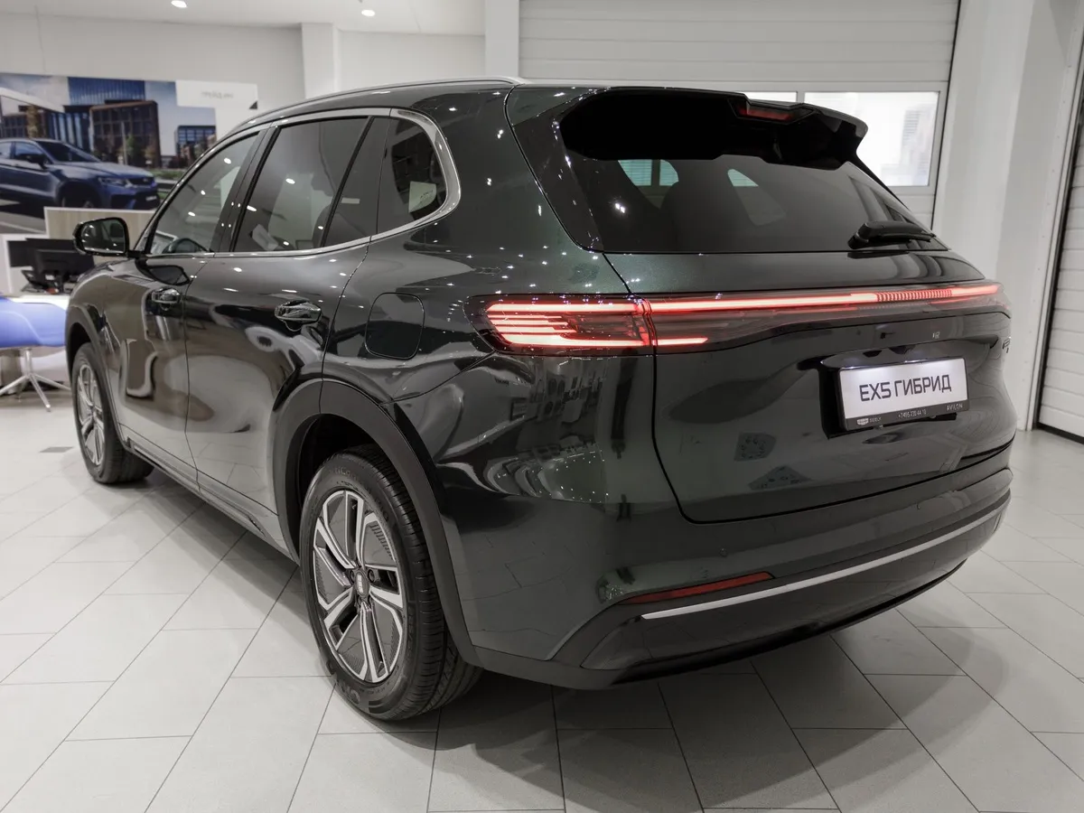 Geely EX5 EM-R 1.5 REEV AT FWD (68 л.с.) Max Зеленый в АВИЛОН. Слайд №5