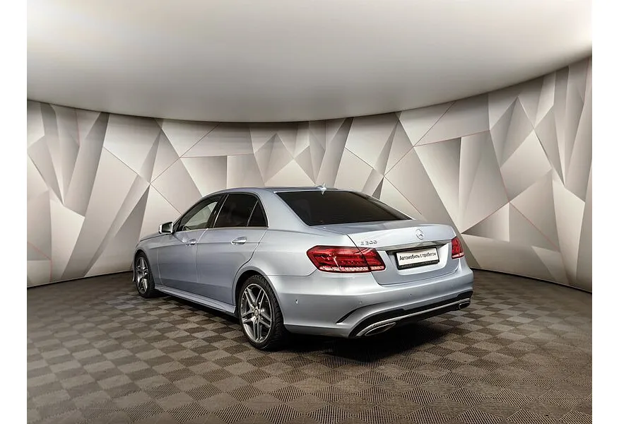 Mercedes-Benz E-Класс E 200 T BlueEfficiency 7G-Tronic Plus (184 л.с.) Серый в АВИЛОН. Слайд №4