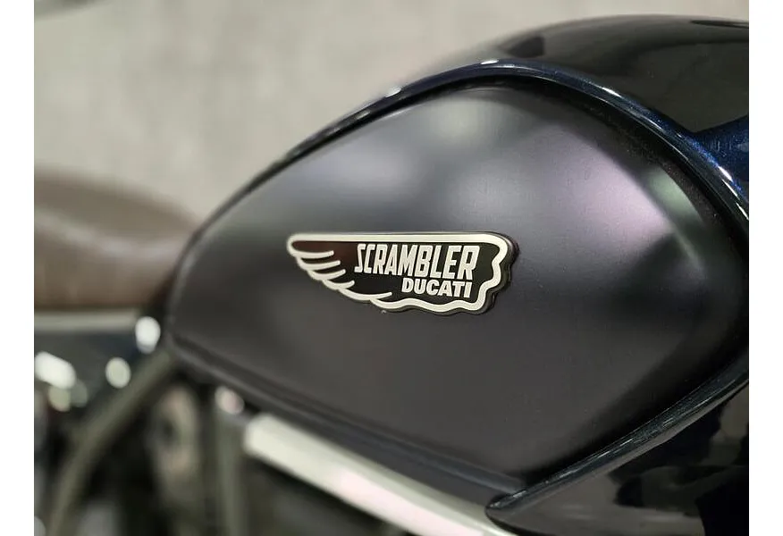 LIVE. Слайд №6