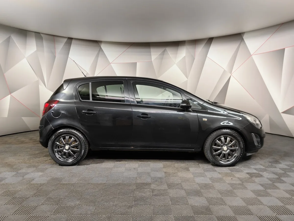 Opel Corsa 1.4 AT (101 л.с.) Черный в АВИЛОН. Слайд №6