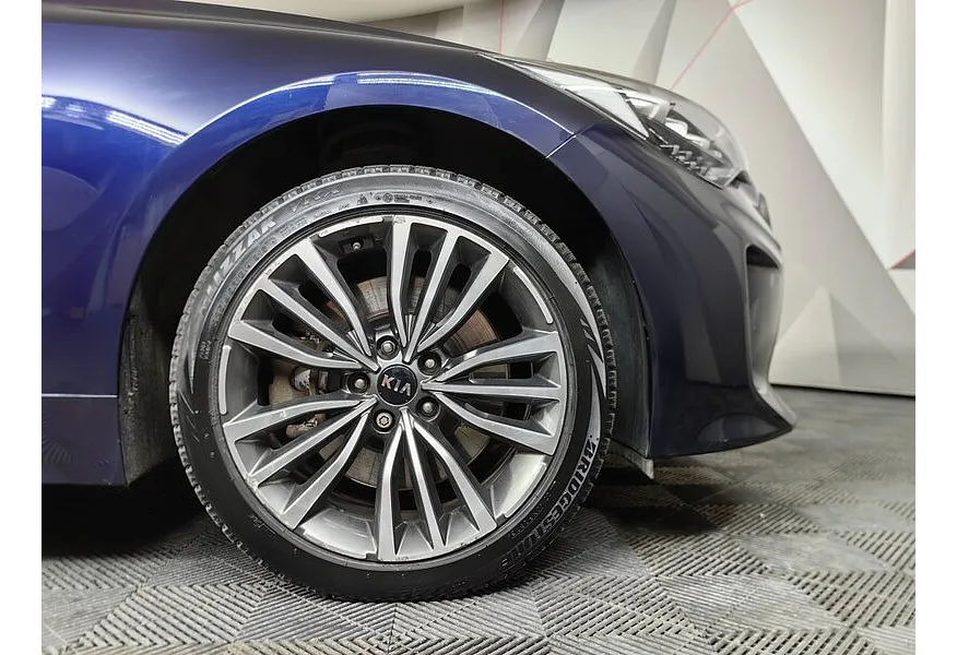 Kia Stinger 2.0 AT AWD (247 л.с.) Prestige Синий в АВИЛОН. Слайд №9