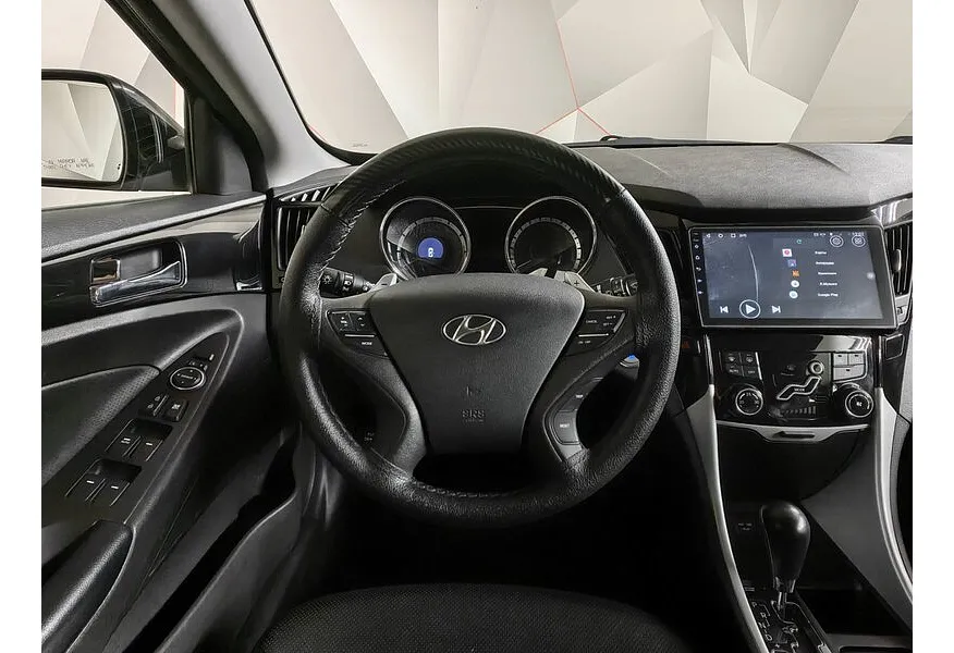 Hyundai Sonata 2.0 MPi AT (150 л.с.) Черный в АВИЛОН. Слайд №19