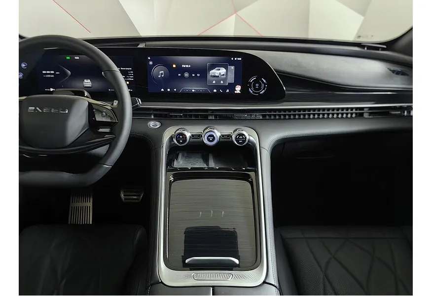 EXEED RX 2.0T DCT 4WD (249 л.с.) Platinum Серый в АВИЛОН. Слайд №15