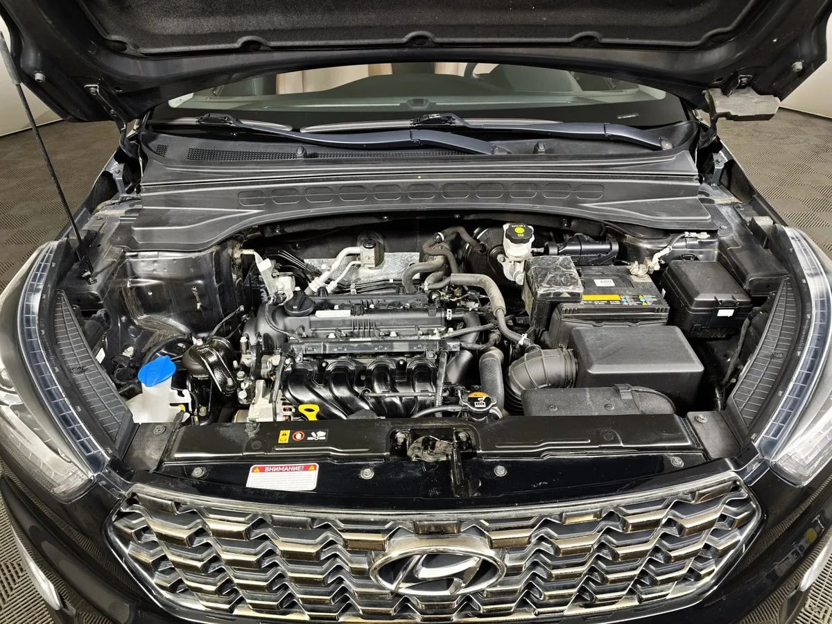Hyundai Creta 1.6 AT (123 л.с.) Black & Brown + Winter Черный в АВИЛОН. Слайд №11