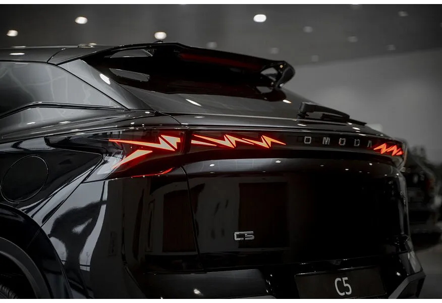 Omoda C5 1.5T DCT FWD (147 л.с.) Стиль Черный в АВИЛОН. Слайд №23