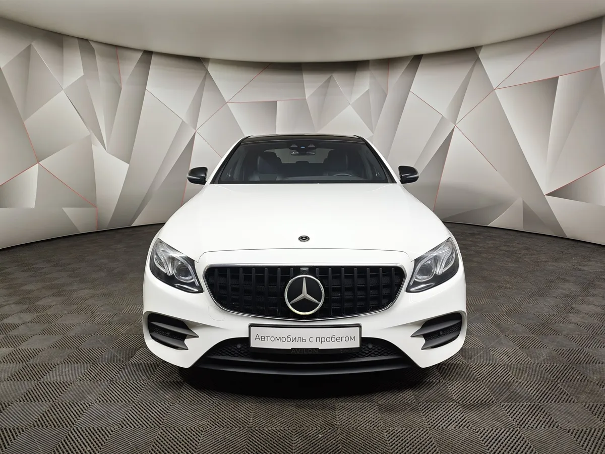 Mercedes-Benz E-Класс E 300 9G-TRONIC (245 л.с.) Sport Plus Белый в АВИЛОН. Слайд №7