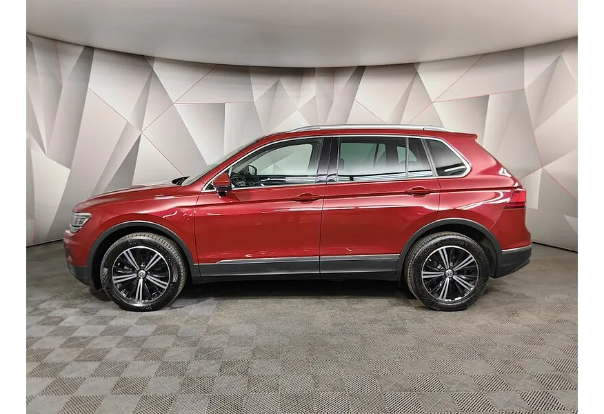 Volkswagen Tiguan 2.0 TDI 4Motion DSG (150 л.с.) Highline Красный в АВИЛОН. Слайд №5