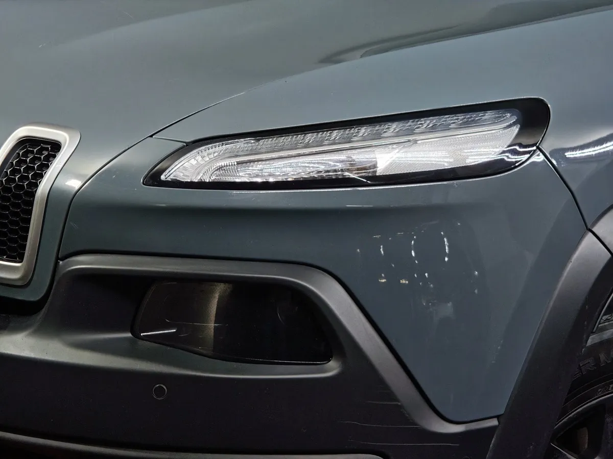 Jeep Cherokee 2.4 Tigershark Multiair AT AWD (177 л.с.) Sport Зеленый в АВИЛОН. Слайд №10