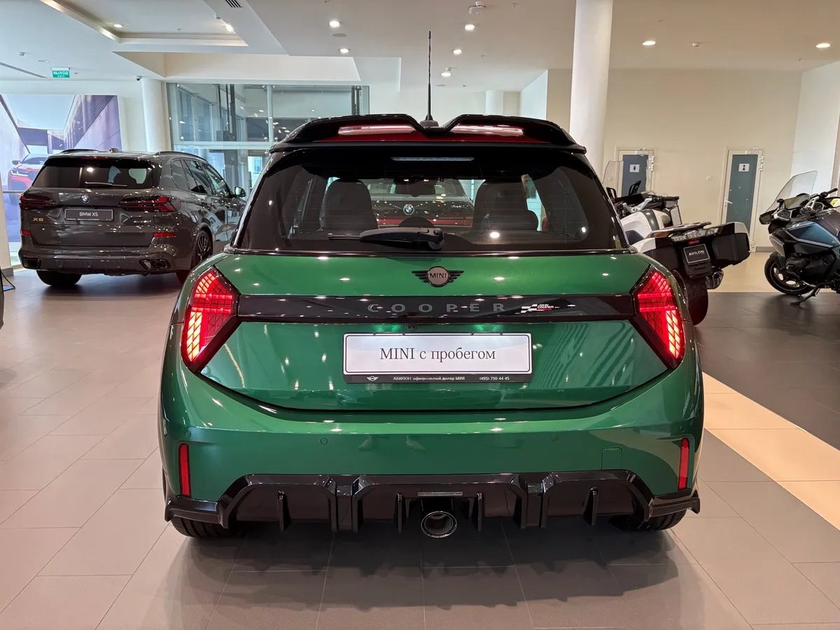 MINI 3 двери 2.0 AMT FWD (231 л.с.) Зеленый в АВИЛОН. Слайд №5