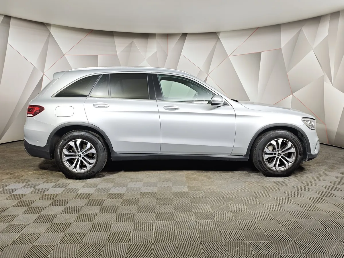 Mercedes-Benz GLC 220 d 9G-TRONIC 4MATIC (194 л.с.) Premium (Локальная сборка) Серебристый в АВИЛОН. Слайд №6