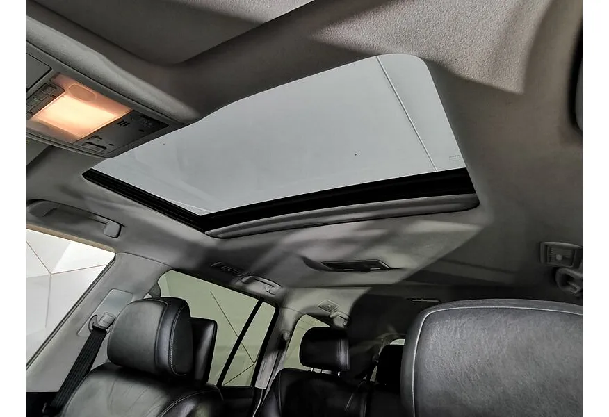 Lexus LX 570 AT (367 л.с.) Серый в АВИЛОН. Слайд №21