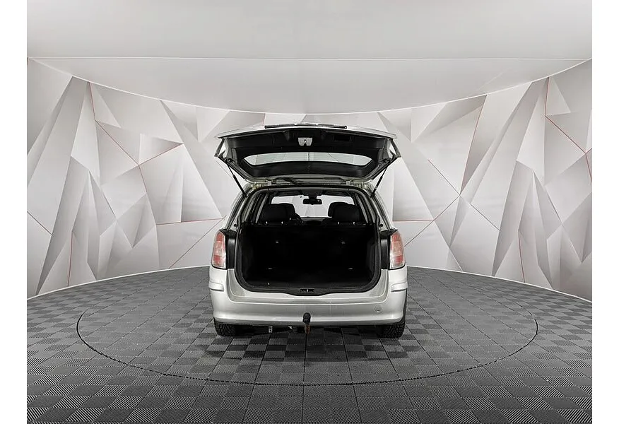 Opel Astra 1.6 MT (115 л.с.) Серебристый в АВИЛОН. Слайд №11