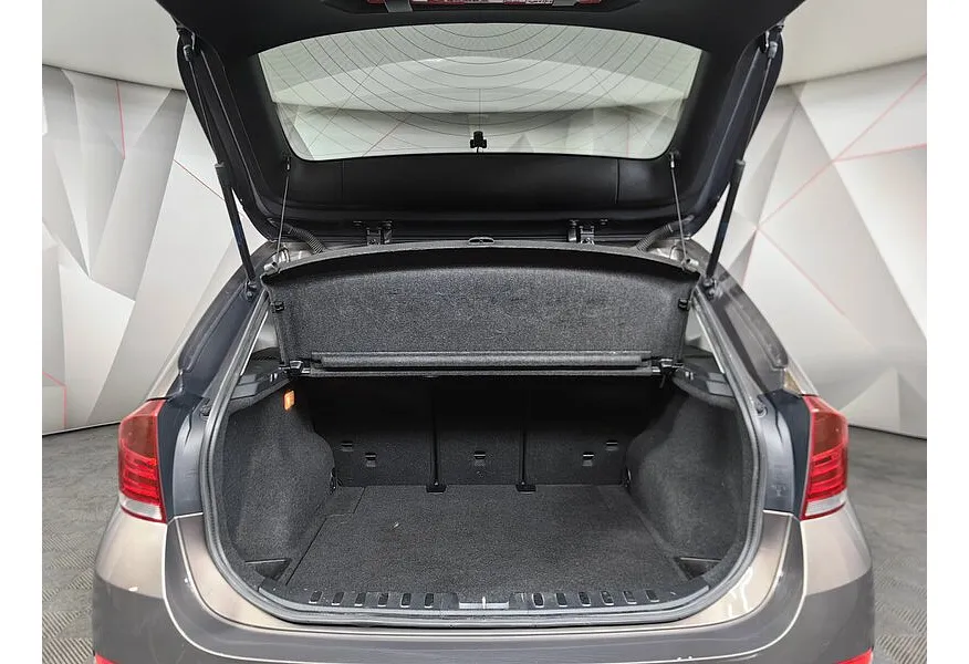 BMW X1 xDrive20i AT (184 л.с.) Коричневый в АВИЛОН. Слайд №9 BMW X1 xDrive20i AT (184 л.с.) Коричневый в АВИЛОН. Слайд №9