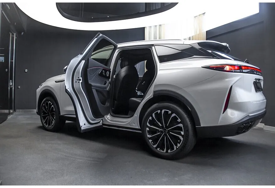 EXEED RX 2.0T DCT 4WD (197 л.с.) Urban Белый в АВИЛОН. Слайд №16