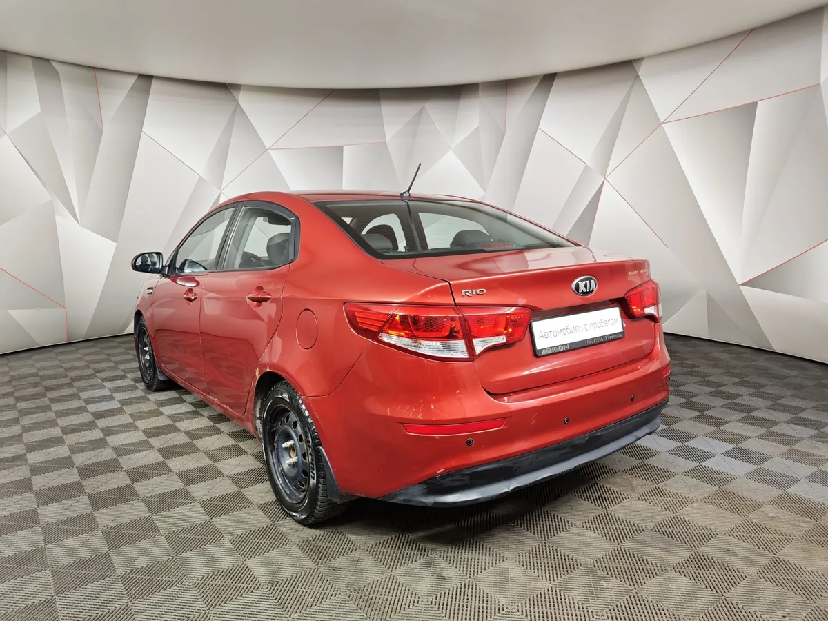 Kia Rio 1.6 AT (123 л.с.) Красный в АВИЛОН. Слайд №4