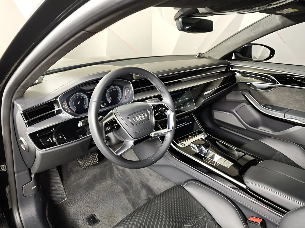 Audi A8 4.0 TFSI L tiptronic quattro (460 л.с.) Черный в АВИЛОН. Слайд №19