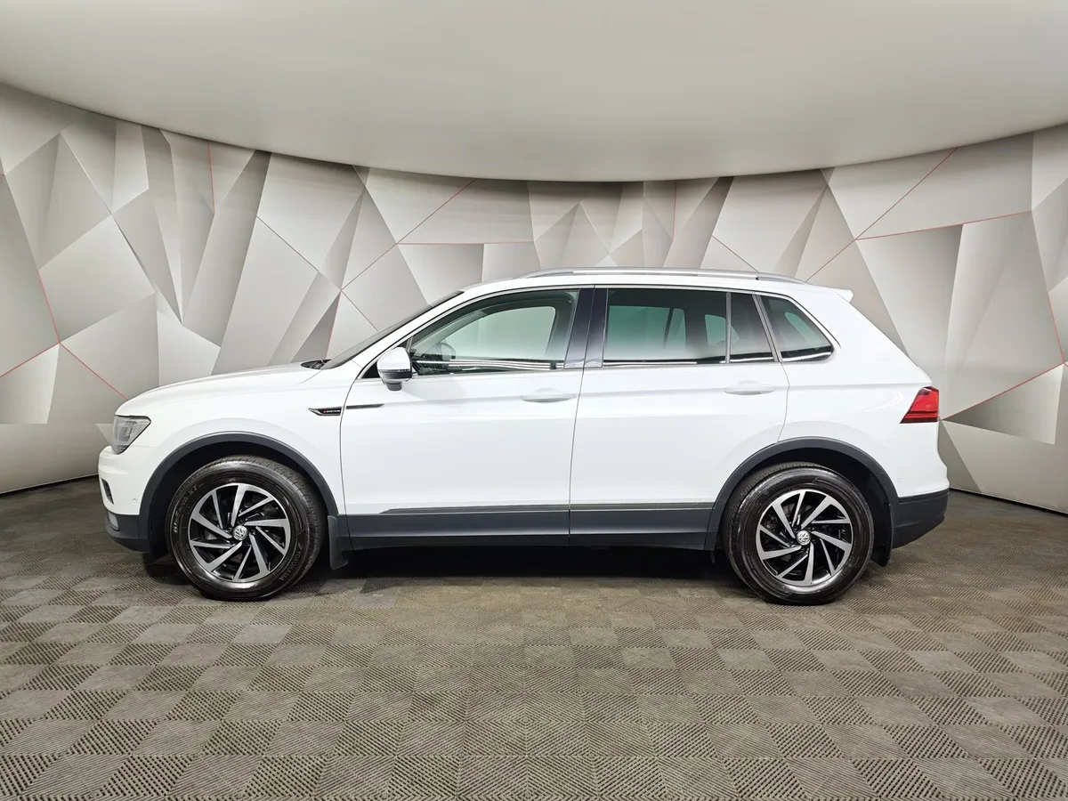 Volkswagen Tiguan 2.0 TSI 4Motion DSG (180 л.с.) OFFROAD Белый в АВИЛОН. Слайд №5