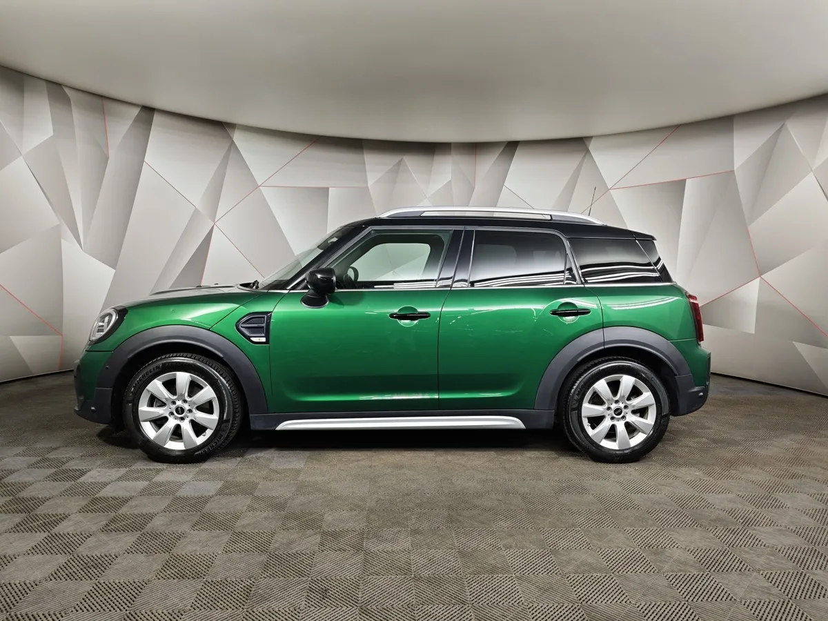 Mini Countryman Cooper 1.5 AT (136 л.с.) Essential Зеленый в АВИЛОН. Слайд №5