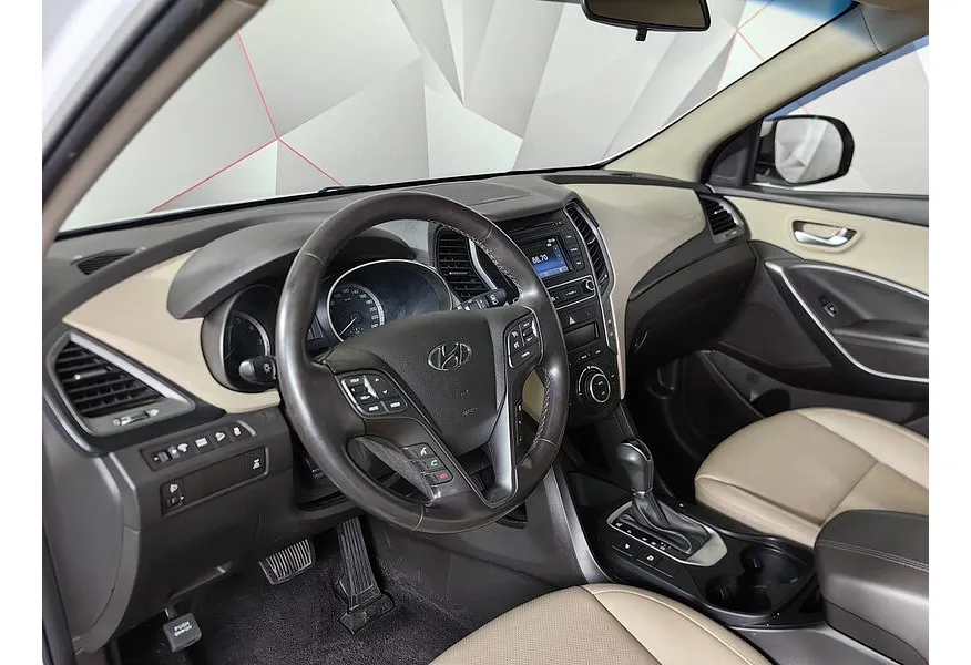 Hyundai Santa Fe 2.4 AT AWD (171 л.с.) Dynamic Белый в АВИЛОН. Слайд №18