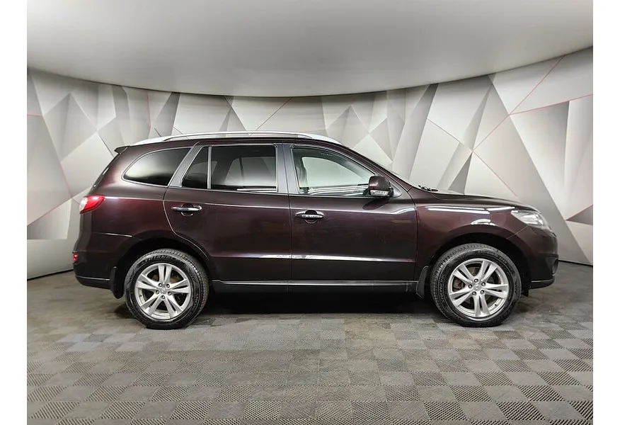 Hyundai Santa Fe 2.4 AT 4WD (174 л.с.) Красный в АВИЛОН. Слайд №6