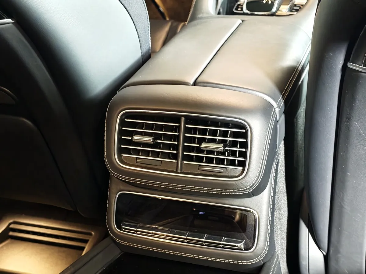 Mercedes-Benz GLS 600 9G-Tronic 4Matic (558 л.с.) Синий в АВИЛОН. Слайд №32