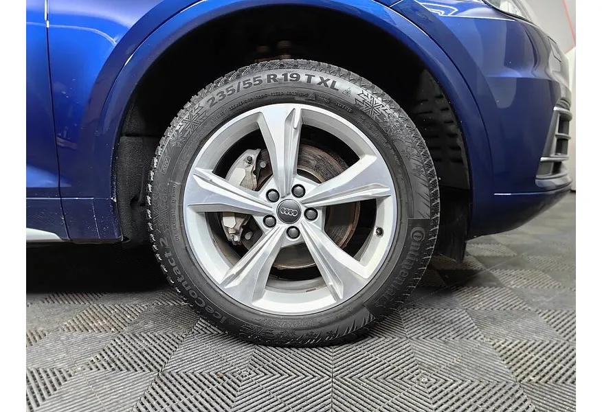 Audi Q5 2.0 TFSI S tronic quattro (249 л.с.) Design Синий в АВИЛОН. Слайд №17