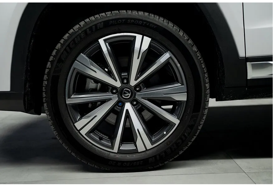 Changan CS95 2.0 AT 4WD (226 л.с.) Tech Белый в АВИЛОН. Слайд №11