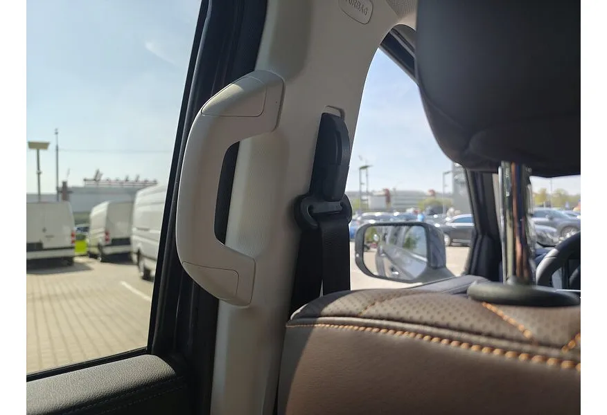 Foton Tunland V9 2.0T AT 4WD (159 л.с.) Prestige Серый в АВИЛОН. Слайд №22