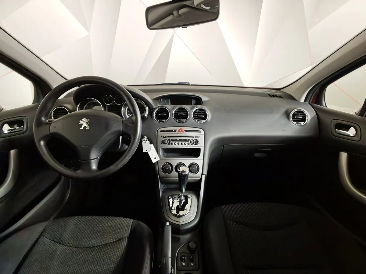 Peugeot 408 1.6 VTi AT (120 л.с.) Style Красный в АВИЛОН. Слайд №11