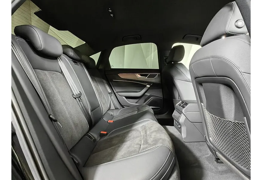 Audi A6 45 TFSI quattro S tronic (245 л.с.) Sport Черный в АВИЛОН. Слайд №16