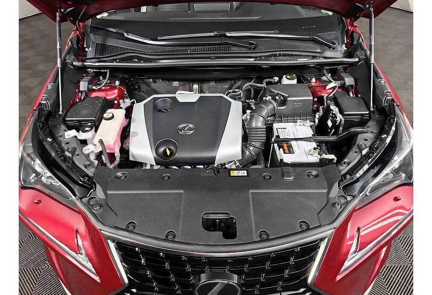 Lexus NX 200 CVT AWD (150 л.с.) Красный в АВИЛОН. Слайд №11