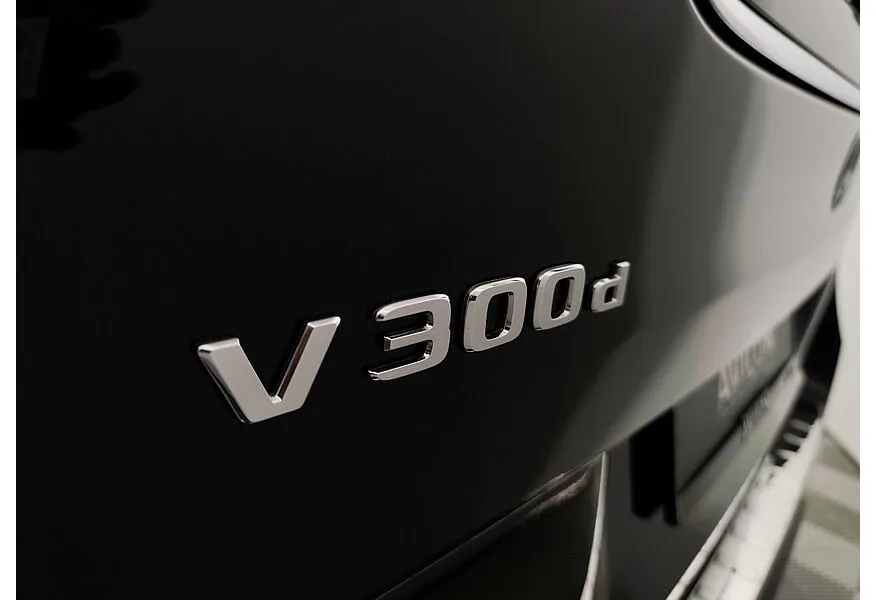 Mercedes-Benz V-Класс V 300 d L3 4MATIC 9G-TRONIC (237 л.с.) Exclusive Черный в АВИЛОН. Слайд №15