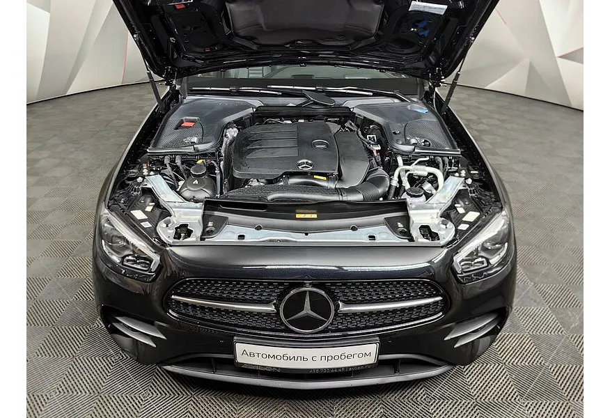 Mercedes-Benz E-Класс E 350 4MATIC 9G-TRONIC (299 л.с.) Черный в АВИЛОН. Слайд №11