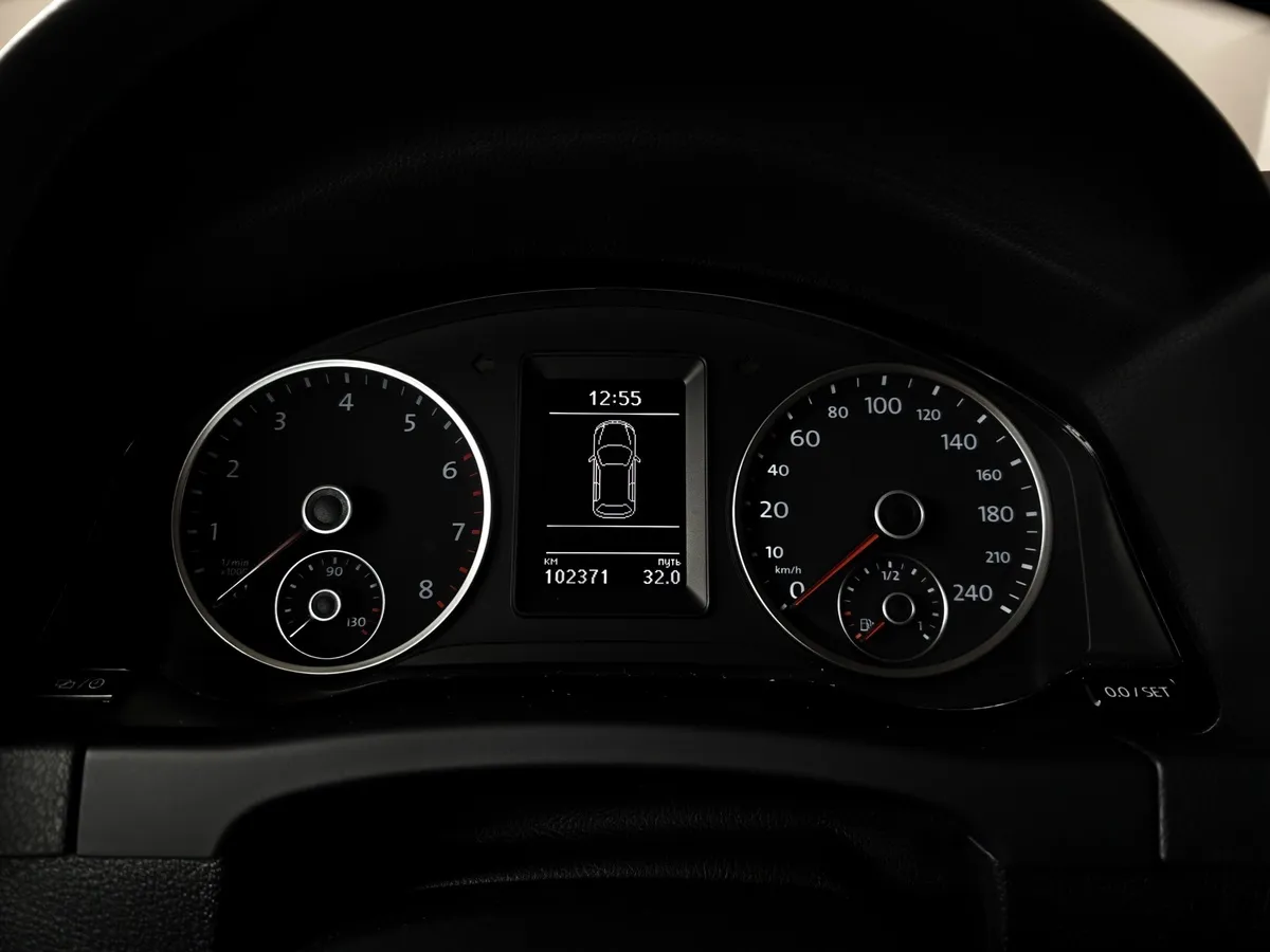 Volkswagen Tiguan 2.0 TSI 4Motion AT (180 л.с.) CLUB Синий в АВИЛОН. Слайд №18
