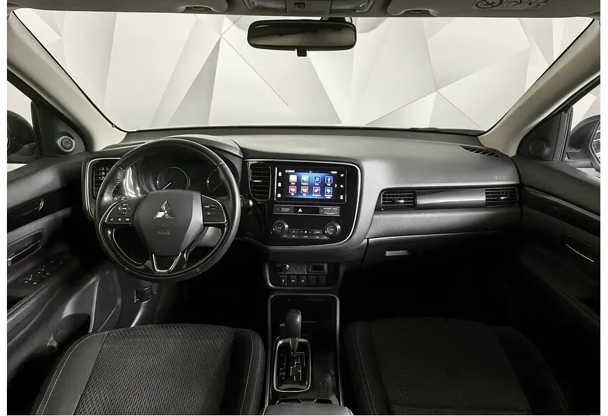 Mitsubishi Outlander 2.0 CVT 4WD (146 л.с.) Серебристый в АВИЛОН. Слайд №14
